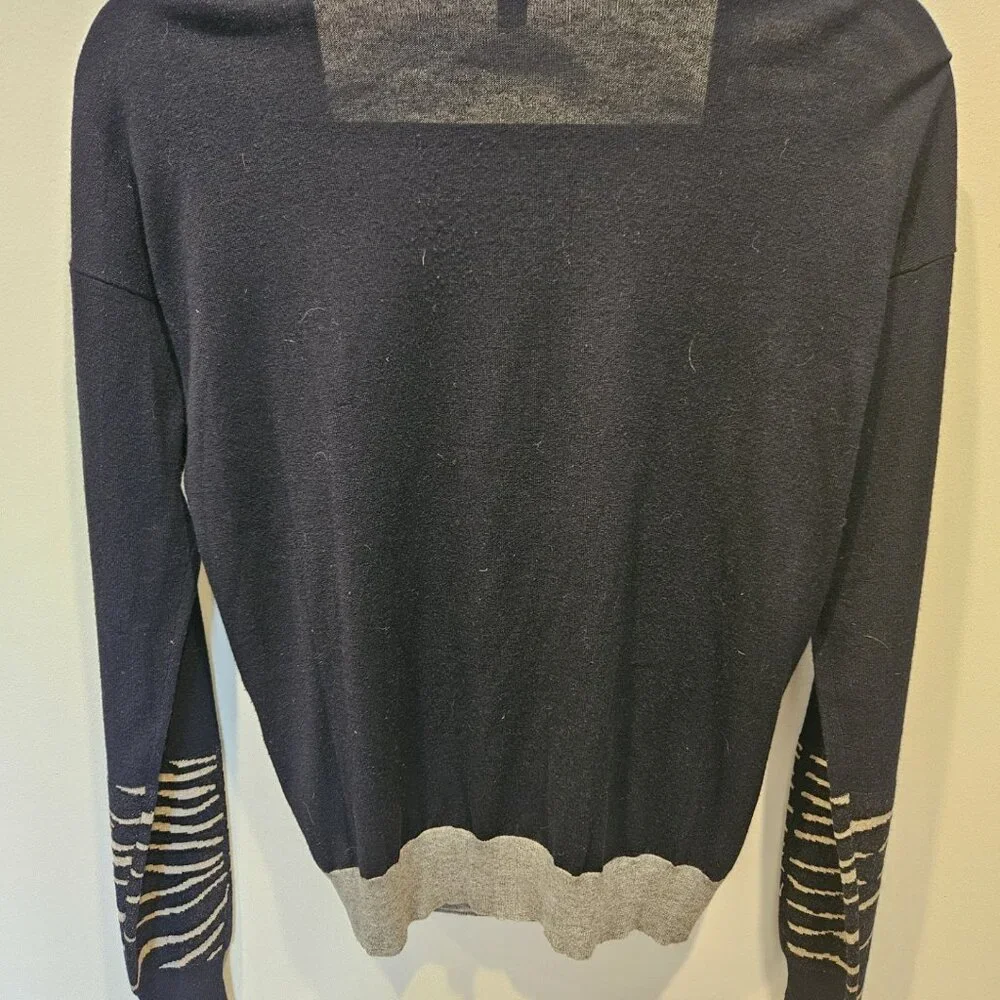 MaxMara Black and Gray Striped Cardigan - Picture 5 of 6